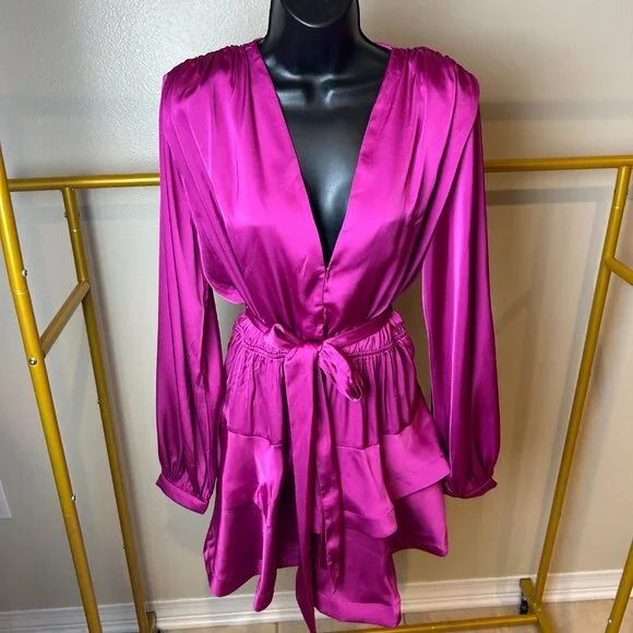 STRUT AND BOLT  SATIN MINI DRESS (L) - Picture 13 of 16